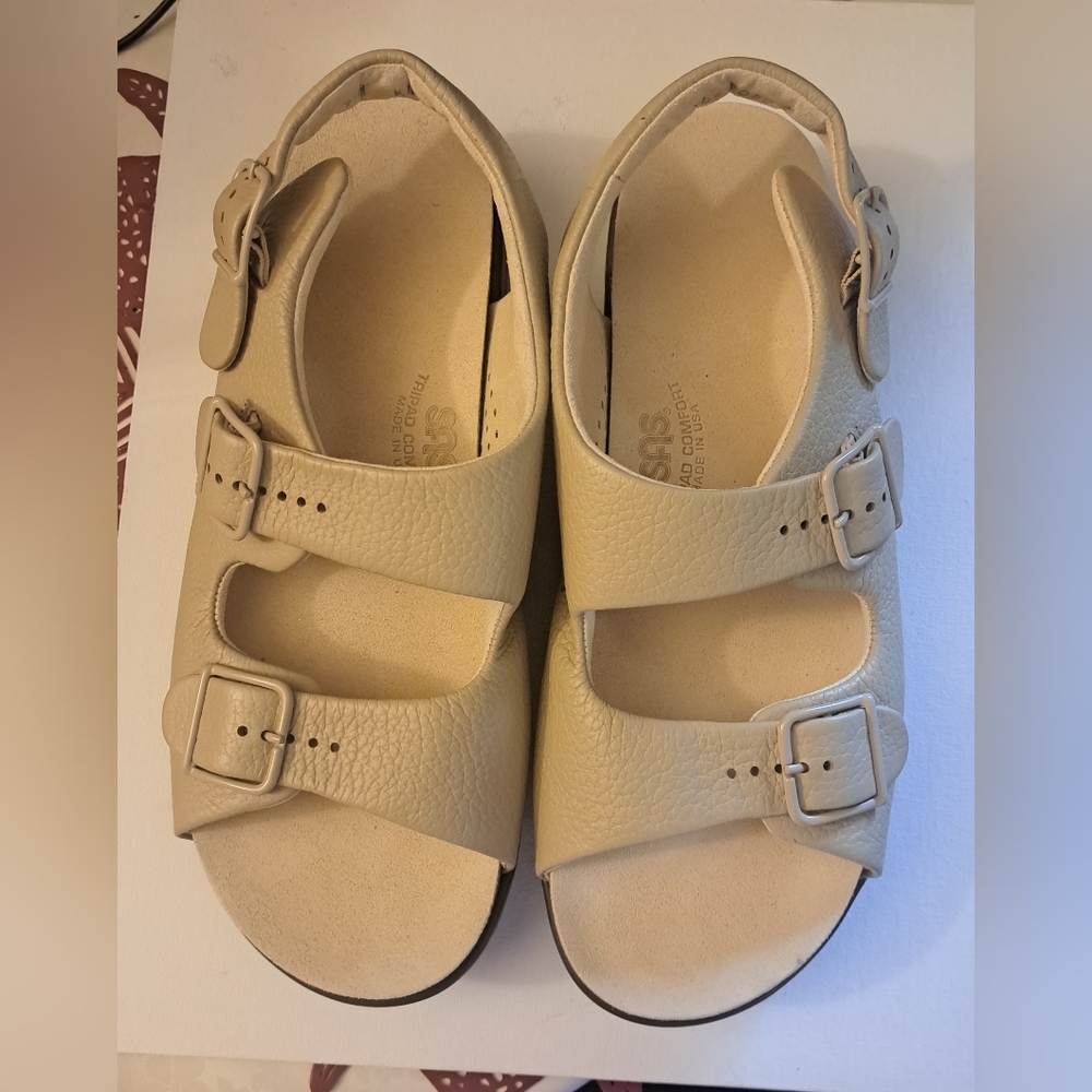 SAS Relaxed Natural Leather Walking Sandal Women